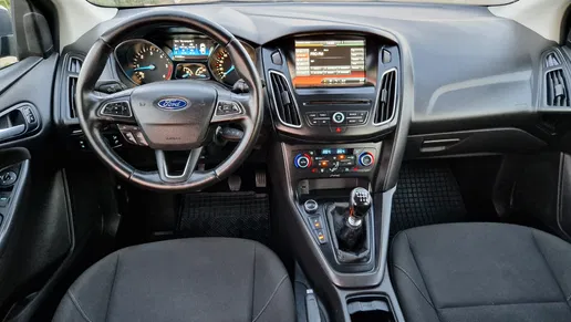 Ford Focus 1.5TDCI 2015 EURO6 Model TITANIUM Proprietar