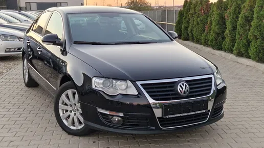 Vw Passat 1.6 benzina Berlina Model Highline